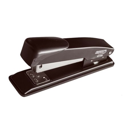 Grampeador metálico BRW modelo GP2000, base preta de 13,5 cm com estrutura metálica niquelada. Design ergonômico, base emborrachada e capacidade para até 20 folhas com grampos 24/6 e 26/6.